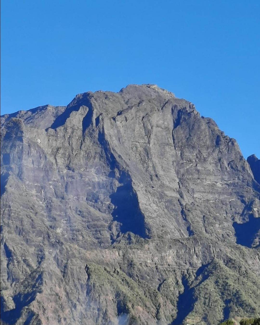 Gite Le Calou Pilon Cilaos Exterior photo